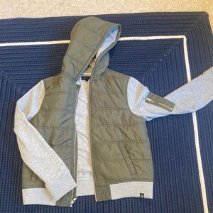 Treasure & Bond boys 10/12 (l) bomber jacket in army green and grey